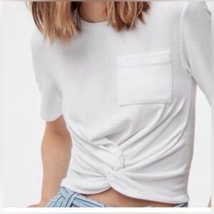Aritzia Wilfred Free Subah T-Shirt White Knot Front Short Sleeve Crop Size Small
